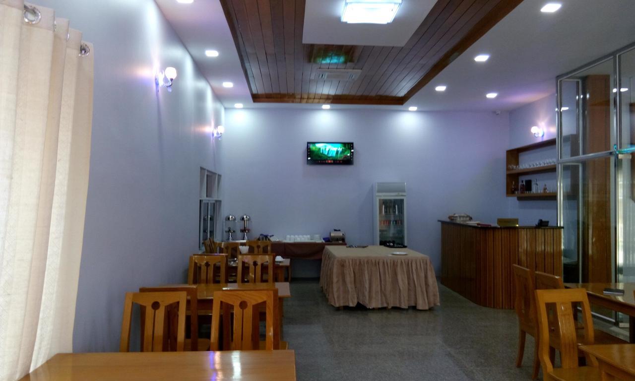 Hotel Juno Pakokku Екстер'єр фото